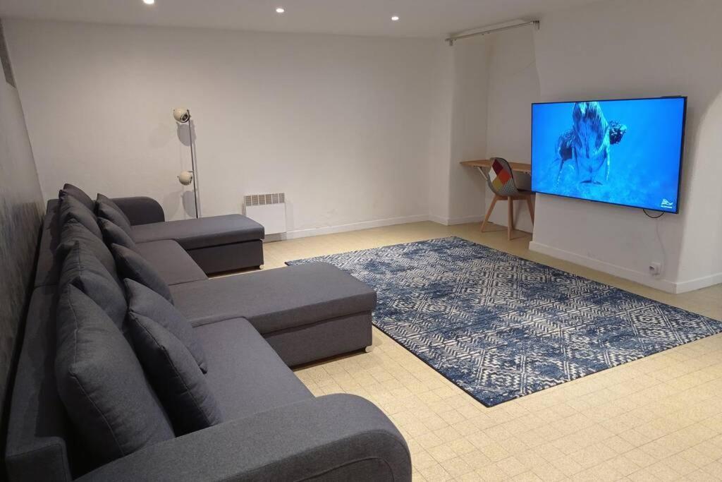Charming And Modern Cave In The Heart Of The Port Apartment Nisa Exterior foto